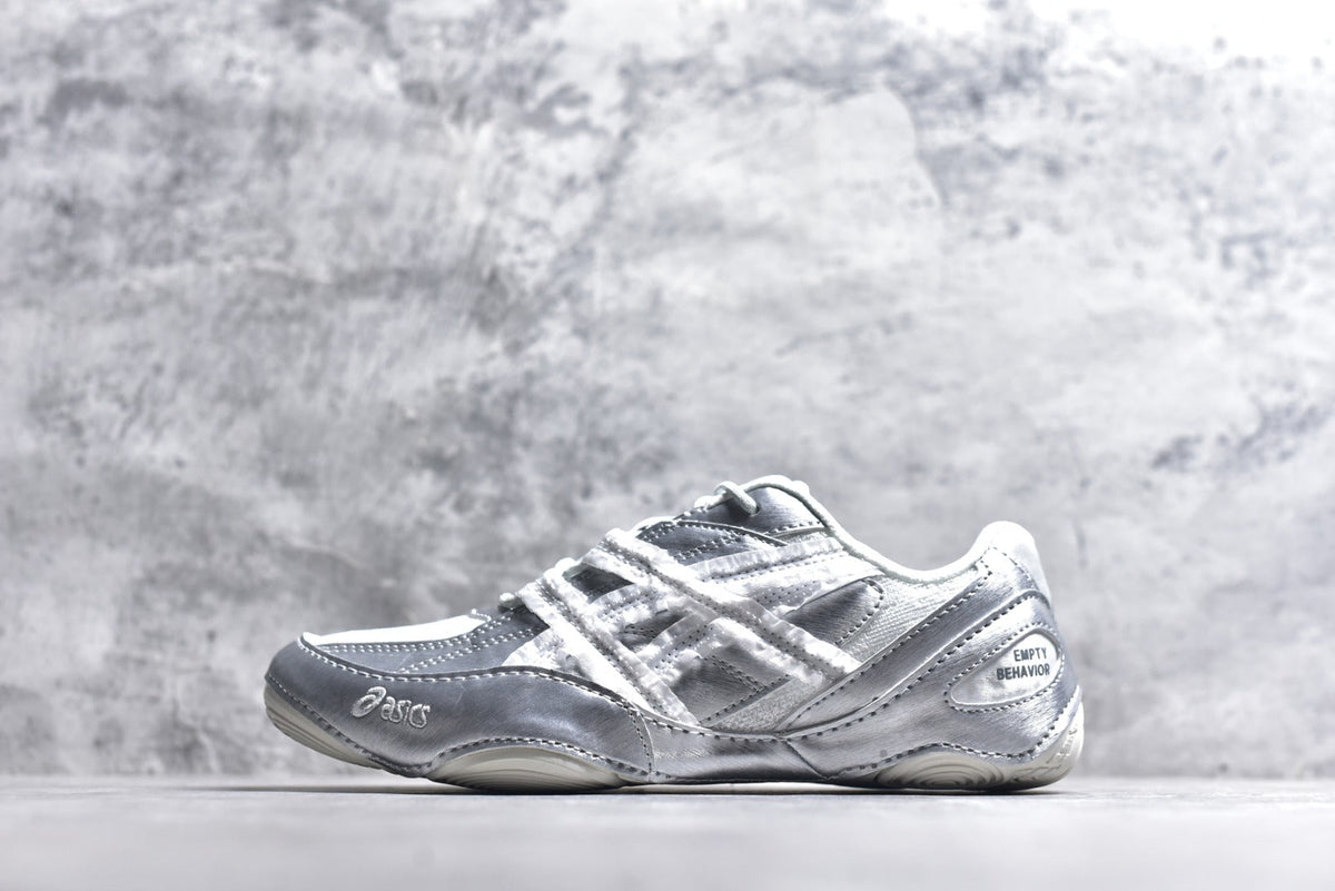 ASICS Hypersync Low-Top Sneaker – Breathable, Lightweight & Versatile | 1203A879-101