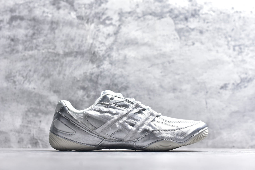 ASICS Hypersync Low-Top Sneaker – Breathable, Lightweight & Versatile | 1203A879-101