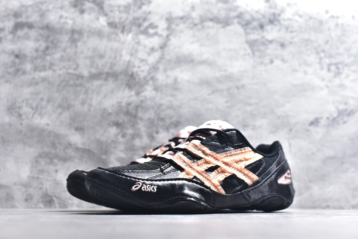 ASICS Hypersync Low-Top Sneaker | Style 1203B146-100