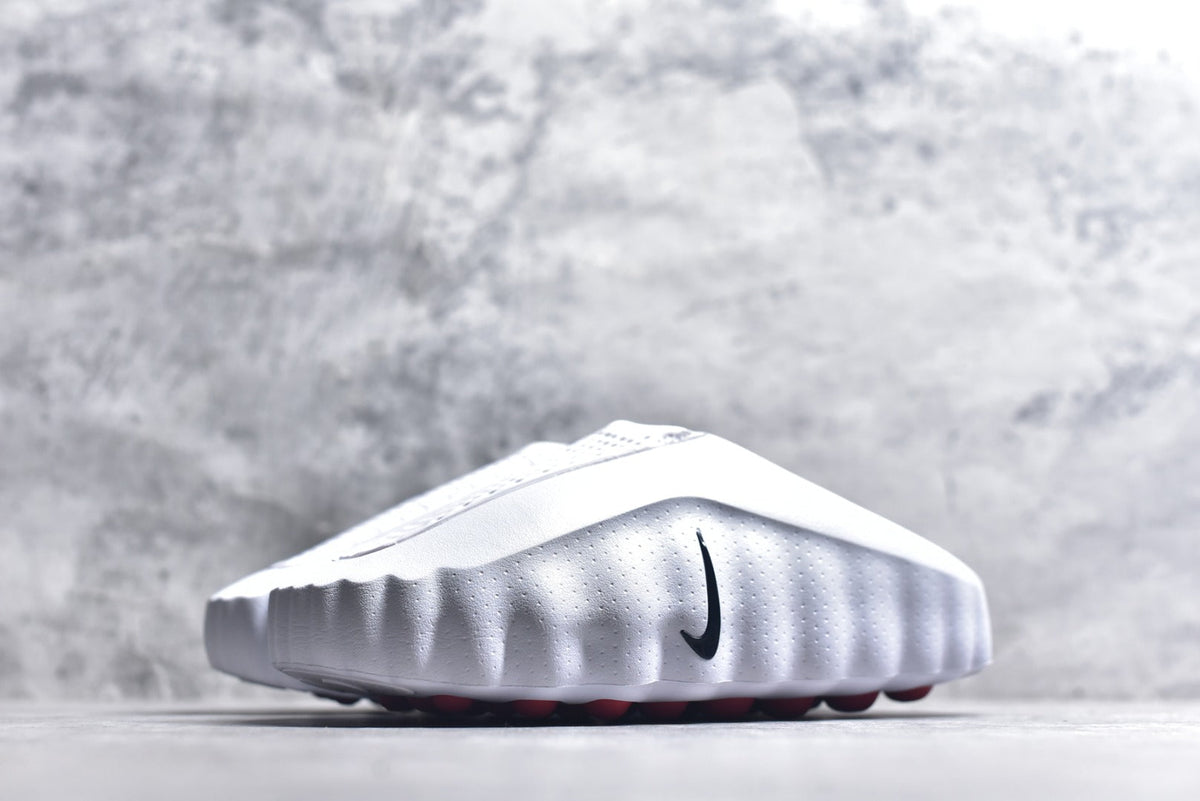 Nike Mind 001 Closed-Toe Massage Slide HQ4307-101