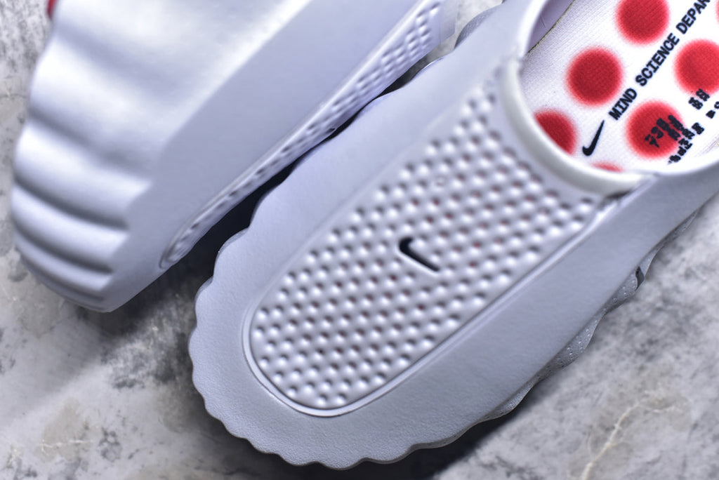 Nike Mind 001 Closed-Toe Massage Slide HQ4307-101