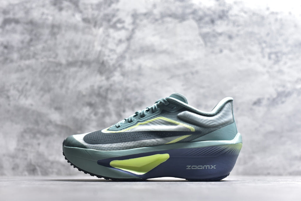 Nike Zoom Fly 6