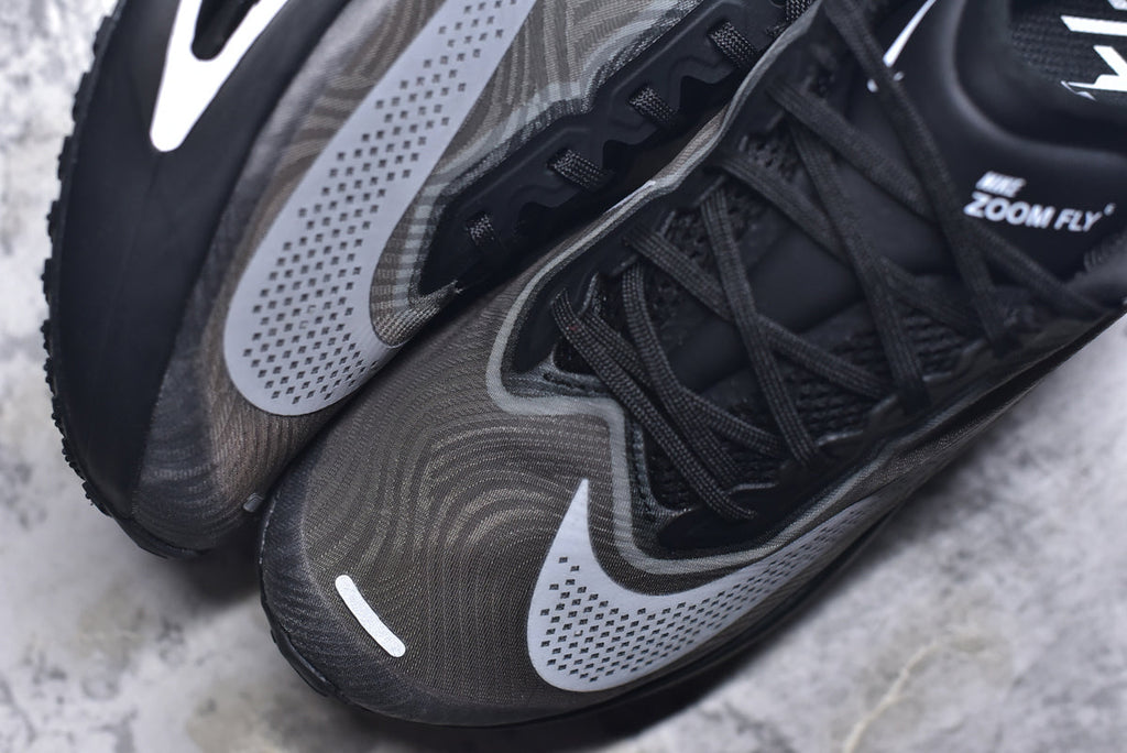 Nike Zoom Fly 6
