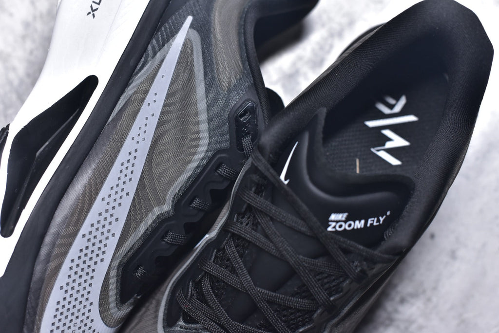 Nike Zoom Fly 6