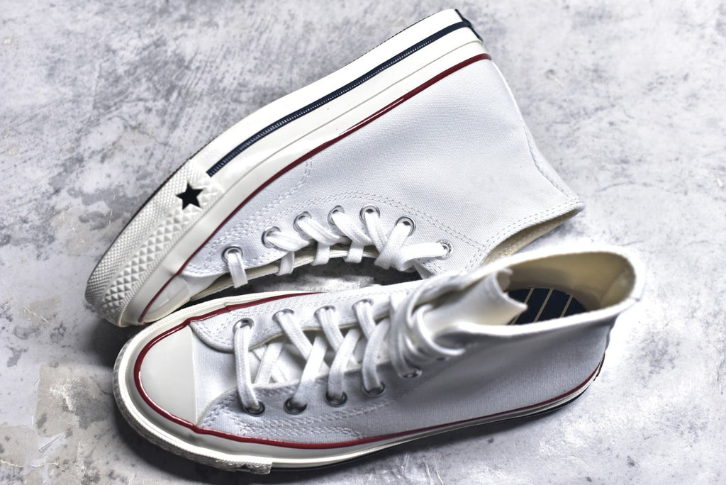 Converse Chuck 70 High Top Canvas Sneaker Unisex White | A24227C