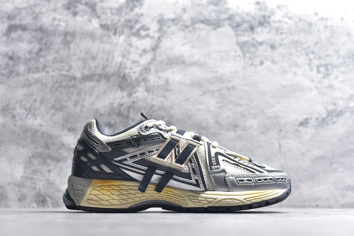 New Balance 1906 Retro Lifestyle Sneaker | M1906AD