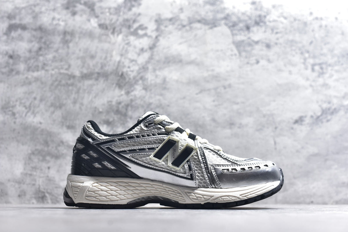 New Balance 1906 Retro Lifestyle Sneaker | M1906RER