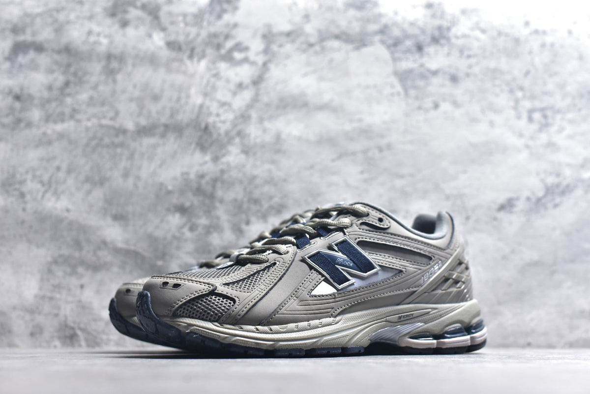 New Balance 1906 Retro Lifestyle Sneaker | M1906RB