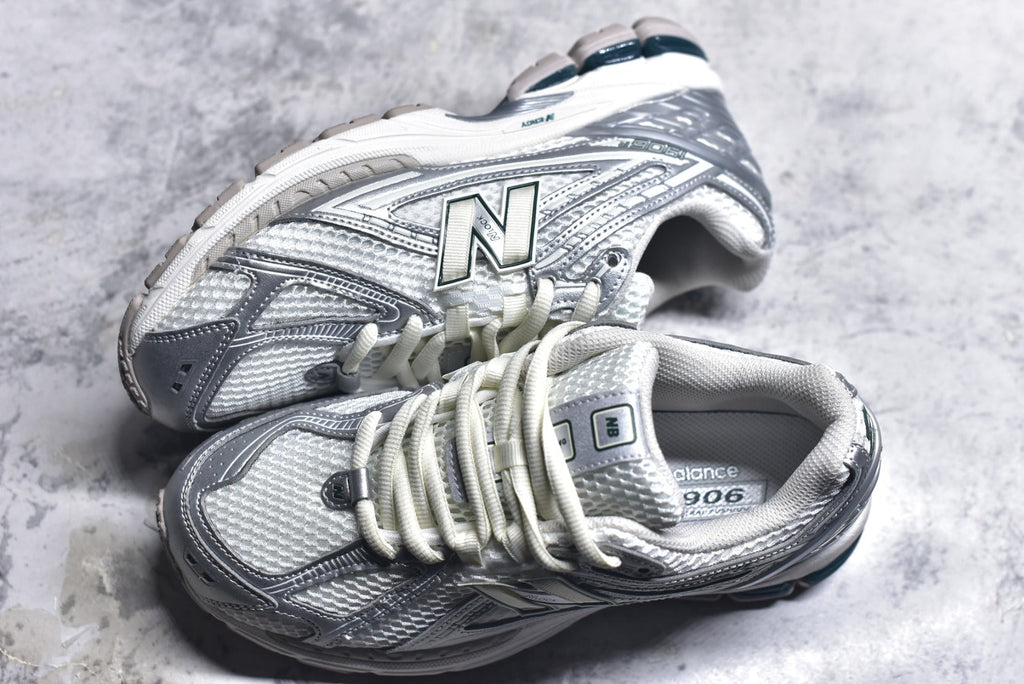 New Balance 1906 Retro Lifestyle Sneaker | M1906REE
