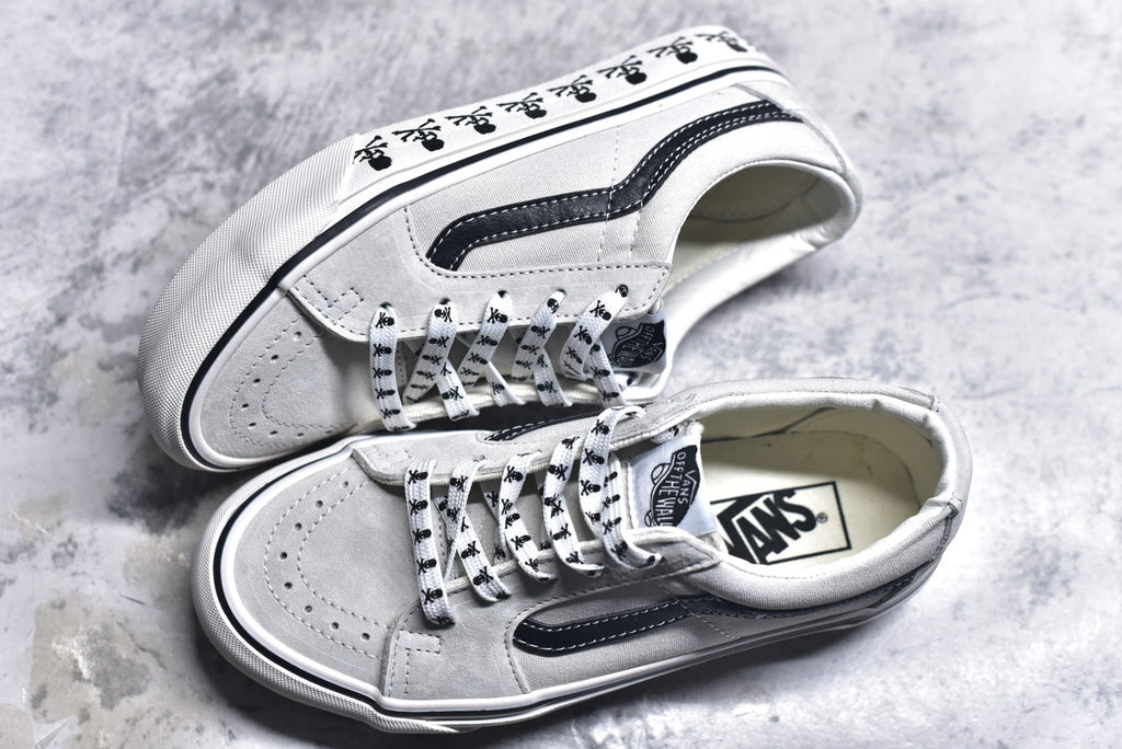 Vans Sk8-Low 'Skull' Limited Edition Low-Top Skate Sneaker | VN000CZU50K