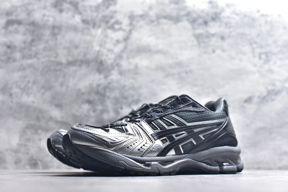 ASICS GEL-KAYANO 14 Retro Running Lifestyle Sneaker | 1201A922-020