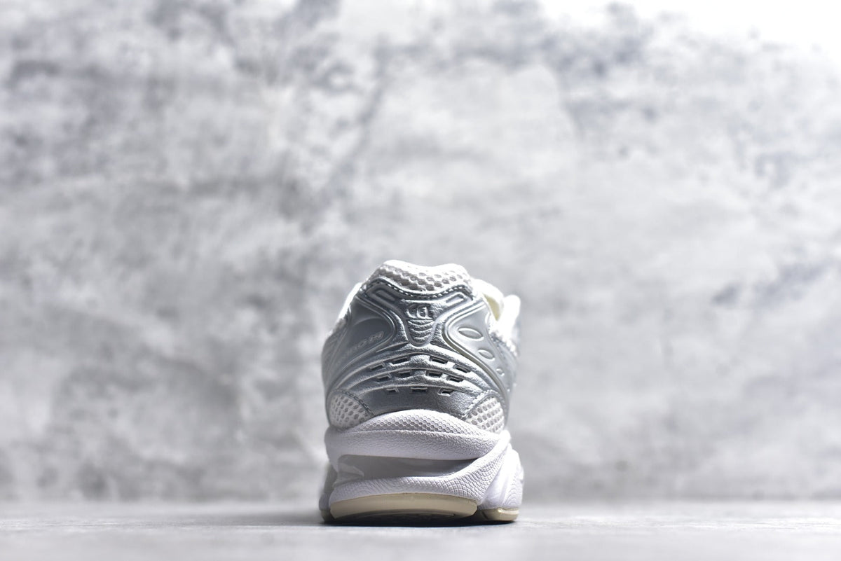 ASICS GEL-KAYANO 14 Retro Running Lifestyle Sneaker | 1201A457-100