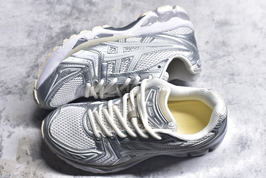ASICS GEL-KAYANO 14 Retro Running Lifestyle Sneaker | 1201A457-100