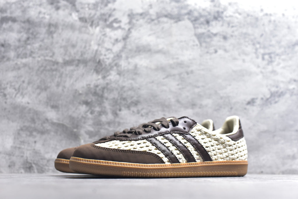 Adidas Originals Samba OG – Core Black/Cloud White/Gum (IH9373)