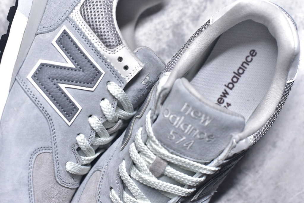 New Balance NB574 Low-Top Retro Casual Running Shoe U574AL2