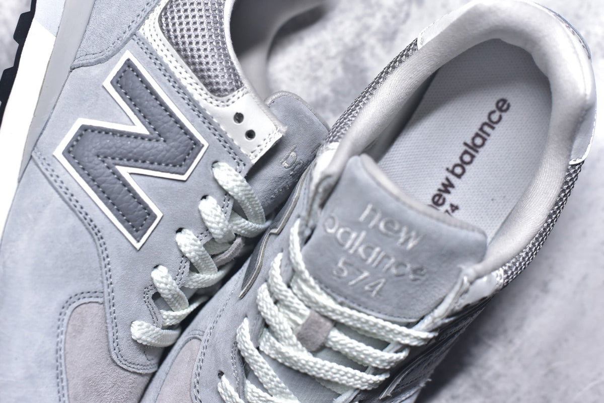 New Balance NB574 Low-Top Retro Casual Running Shoe U574AL2