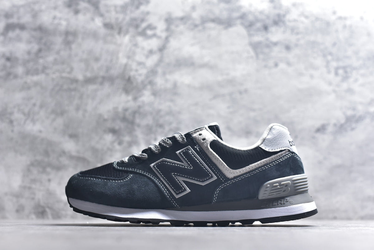 New Balance NB574 Low-Top Retro Casual Running Shoe ML574EVB