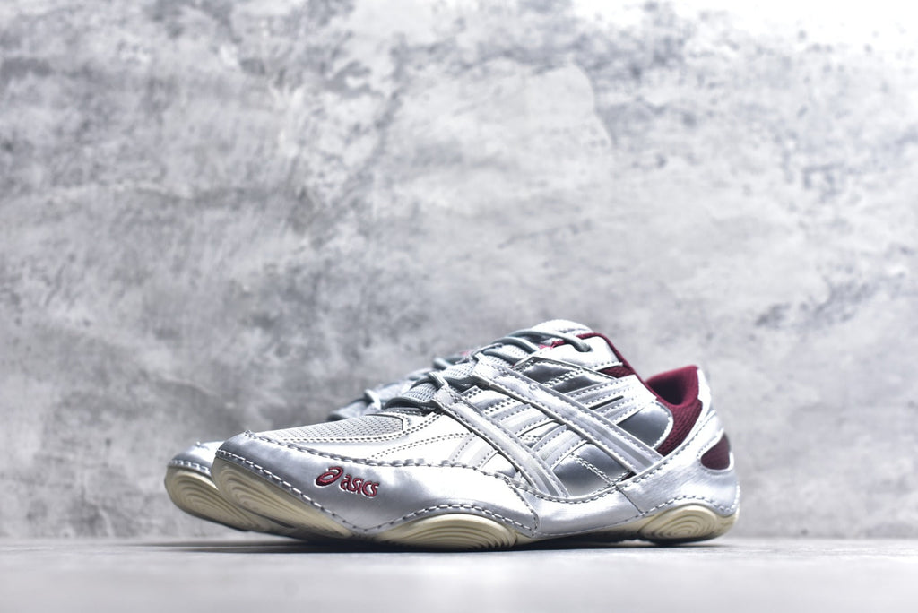 ASICS Hypersync Low-Profile Training Sneaker 1203A879-020