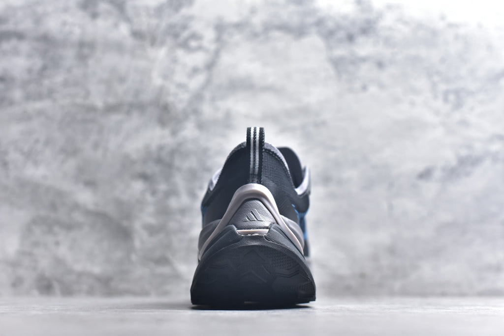 Adidas Holo Peak Low-Top Trail Running Sneaker KI1526
