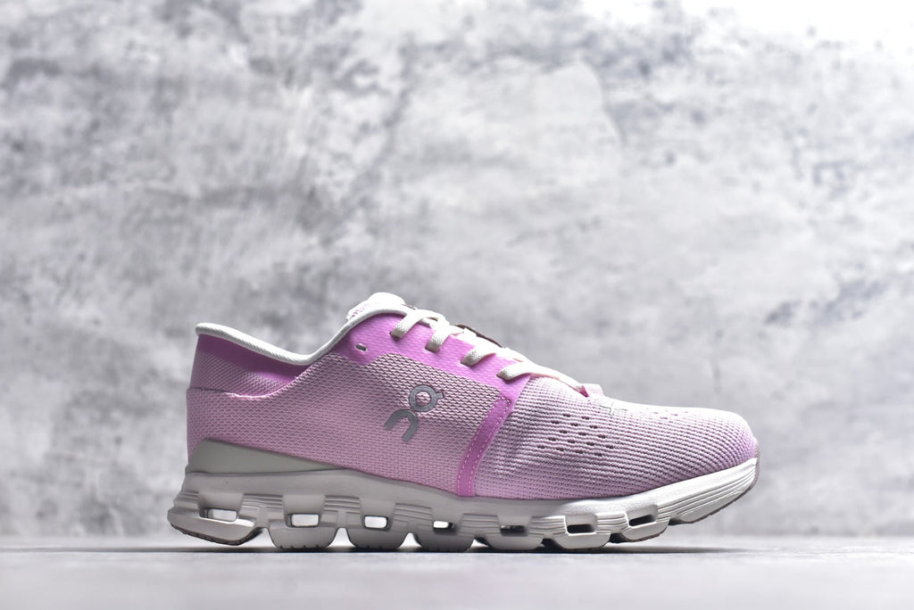 On Cloud X 4 Women's Low-Top Running Sneaker 3WE30073561