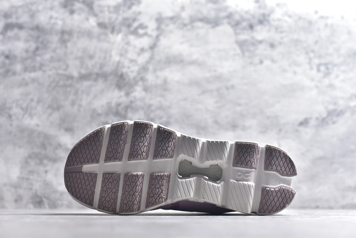 On Cloud X 4 Women's Low-Top Running Sneaker 3WE30073561