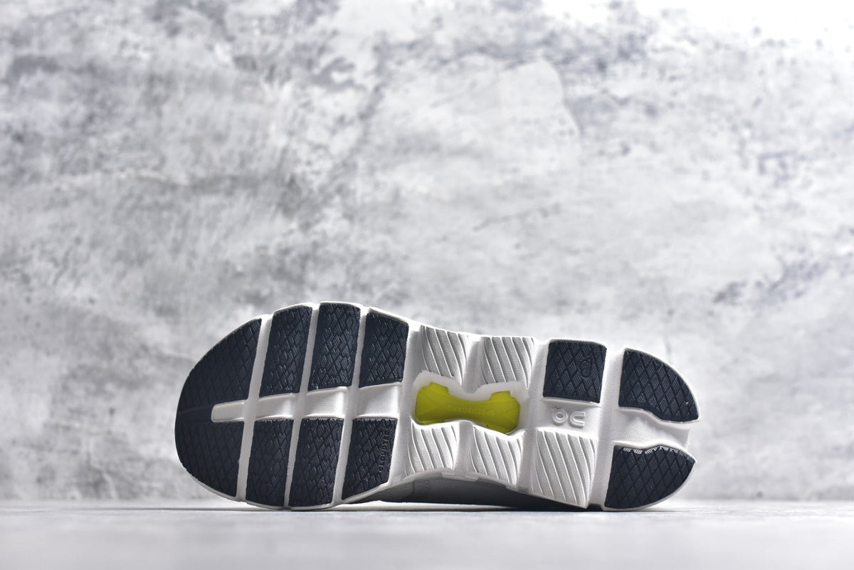 On Cloud X 4 Low-Top Running Sneaker 3ME30043072