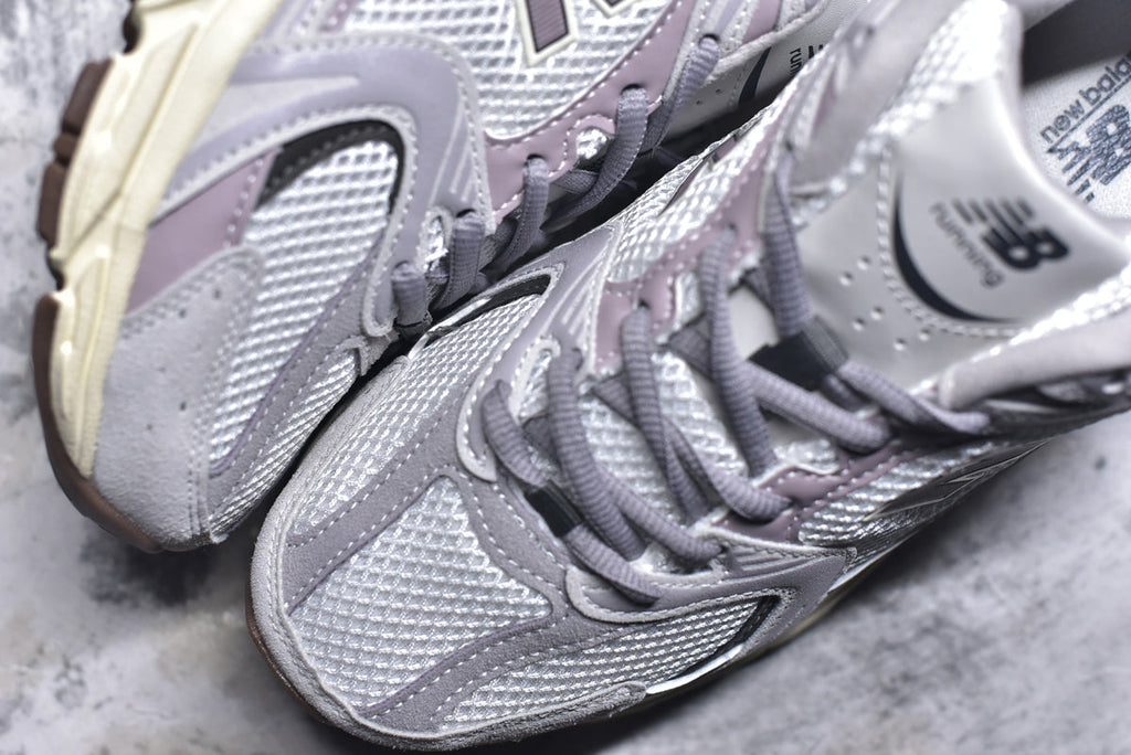 New Balance 530 Retro Breathable Running Sneaker U5307VI (Unisex)