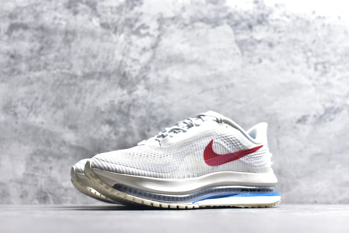 Nike Air Zoom Pegasus Premium | Air-Cushioned Running Shoe | IH7347-111