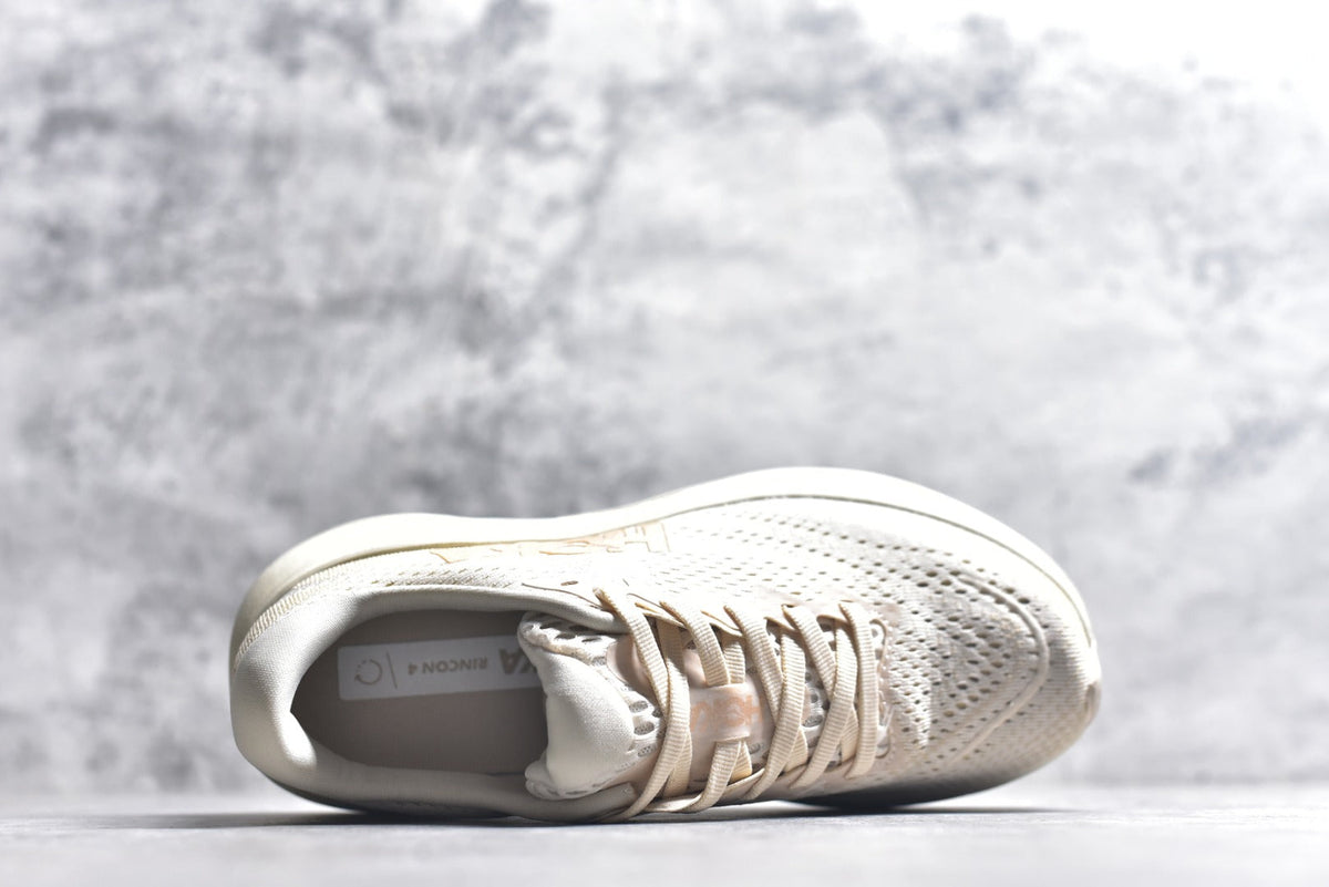 Hoka One One Kawana Running Shoe — 11551314 VCH