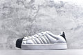 Adidas Superstar 2 ST Low-Top Sneaker — IH6679